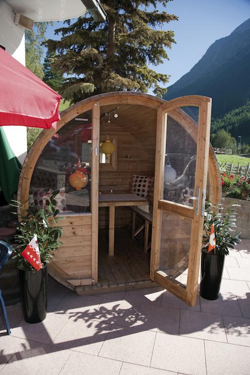 Pension Schoenblick Saas-Grund Esterno foto